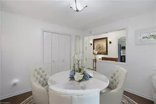 24 Collwood Ct, Greensboro, NC 27409 - Photo 14