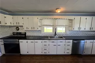 820 Suncrest Orchard Rd, North Wilkesboro, NC 28659 - Photo 6
