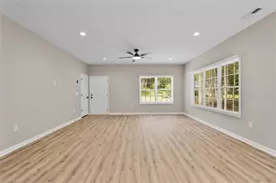 655 Woodland Cir, Asheboro, NC 27203 - Photo 6