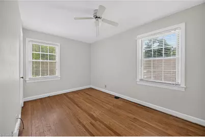 1205 Quail Drive, Greensboro, NC 27408 - Photo 20