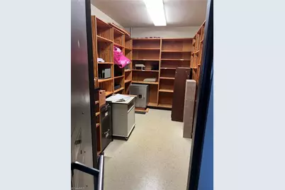 1001 S State Street, Yadkinville, NC 27055 - Photo 20