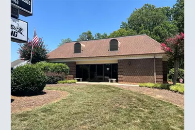1001 S State Street, Yadkinville, NC 27055 - Photo 2