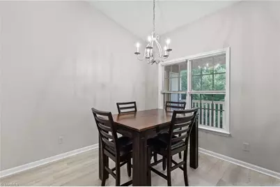 633 Ivy Glen Drive, Winston-Salem, NC 27127 - Photo 10