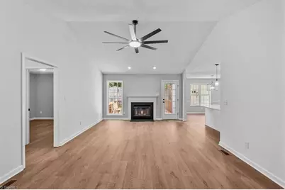 6 Woodfon Drive, Thomasville, NC 27360 - Photo 6