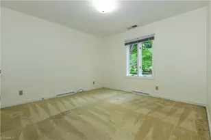 4612 Charlottesville Rd, Greensboro, NC 27410 - Photo 18
