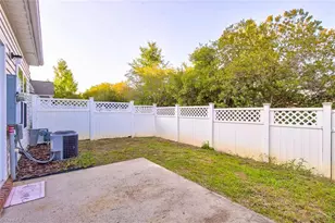 312 Robyns Gln Cir, Greensboro, NC 27409 - Photo 36