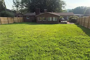 612 School St, Walnut Cove, NC 27052 - Photo 22
