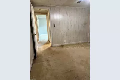 612 School Street, Walnut Cove, NC 27052 - Photo 18