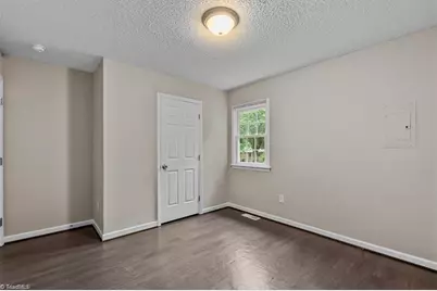 1307 Pearson Street, Greensboro, NC 27406 - Photo 16