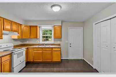 1307 Pearson Street, Greensboro, NC 27406 - Photo 8