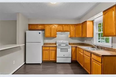 1307 Pearson Street, Greensboro, NC 27406 - Photo 10