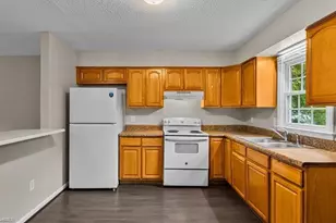 1307 Pearson St, Greensboro, NC 27406 - Photo 10