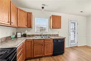 166 Larck Crest Ln, Winston-Salem, NC 27107 - Photo 4