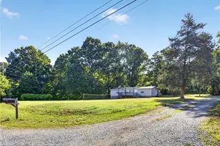 554 Kindley Rd, Thomasville, NC 27360 - Photo 20