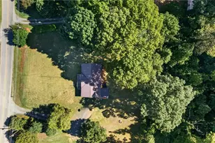 554 Kindley Rd, Thomasville, NC 27360 - Photo 2