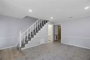 5347 Summit Heights Dr, Winston-Salem, NC 27104 - Photo 8