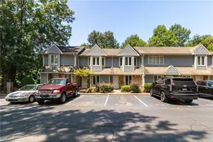 5347 Summit Heights Dr, Winston-Salem, NC 27104 - Photo 2