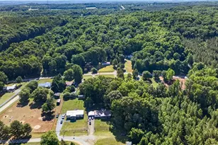 526 Kindley Rd, Thomasville, NC 27360 - Photo 10
