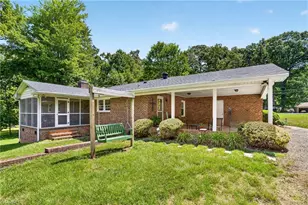 3110 Valhalla Circle, Greensboro, NC 27406 - Photo 32
