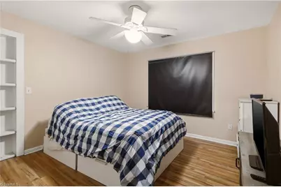 4212 Brentonshire Lane, High Point, NC 27265 - Photo 28
