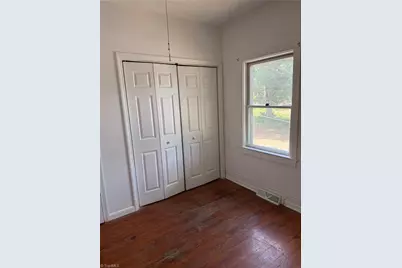 2213 Cypress Street, Greensboro, NC 27405 - Photo 6