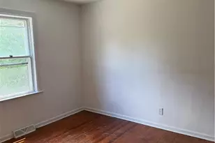 2213 Cypress St, Greensboro, NC 27405 - Photo 8