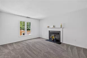 3932 New Garden, Greensboro, NC 27410 - Photo 16