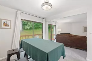 204 Lamplighter Cir, Winston-Salem, NC 27104 - Photo 8