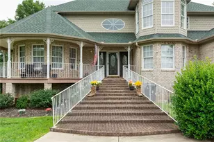2403 Brewington Sibert Pl, Greensboro, NC 27406 - Photo 2