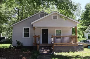 305 E Division Ave, Salisbury, NC 28144 - Photo 1