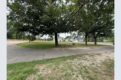 2345 Griffith Road, Winston-Salem, NC 27103 - Photo 4