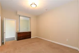 201 N Elm St, Greensboro, NC 27401 - Photo 30
