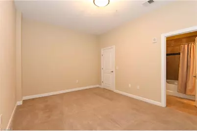 201 N Elm Street #908, Greensboro, NC 27401 - Photo 32
