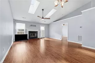 3640 Rising River Ln, Greensboro, NC 27409 - Photo 4