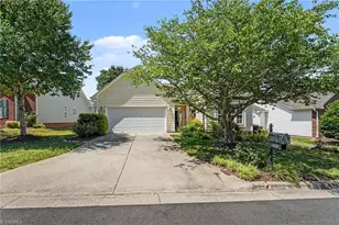 119 Riverwalk Ln, Jamestown, NC 27282 - Photo 2