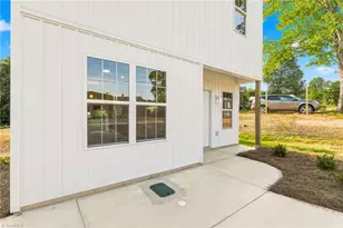 4606 Erin St, Winston-Salem, NC 27105 - Photo 4