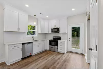 4606 Erin Street, Winston-Salem, NC 27105 - Photo 12