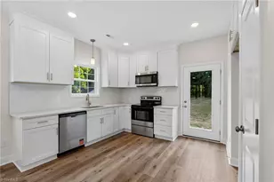 4606 Erin St, Winston-Salem, NC 27105 - Photo 12