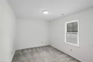 131 Lindbergh St, Winston-Salem, NC 27104 - Photo 12