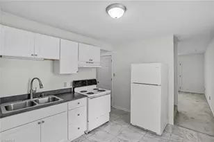 131 Lindbergh St, Winston-Salem, NC 27104 - Photo 6