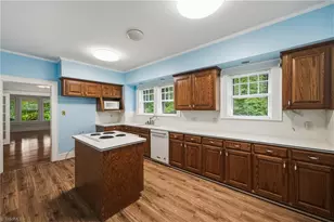 7388 Old 421 Rd, Liberty, NC 27298 - Photo 8