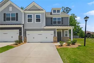 5000 Moonlight Rdg Dr, Greensboro, NC 27455 - Photo 4