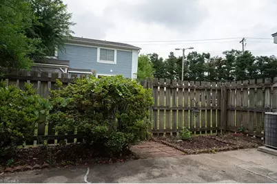 5707 Bramblegate Road #J, Greensboro, NC 27409 - Photo 30