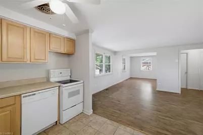2938 Isaacs Place, Greensboro, NC 27408 - Photo 18