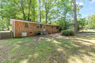 2938 Isaacs Pl, Greensboro, NC 27408 - Photo 26