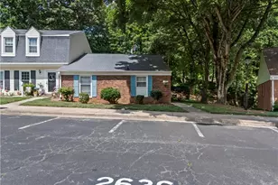 2636 St John's Pl, Winston-Salem, NC 27106 - Photo 2