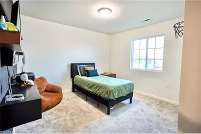 3806 Bissett Way, Greensboro, NC 27405 - Photo 16