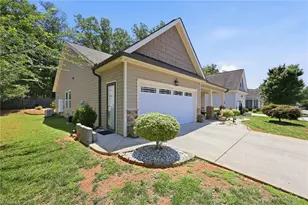 1407 Yellow Wood Dr, Mebane, NC 27302 - Photo 30