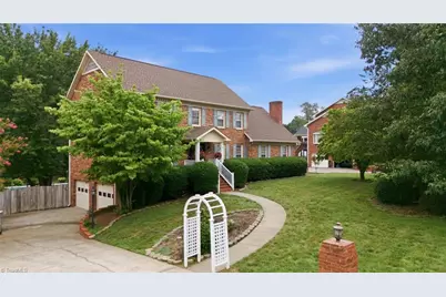 250 Hedrick Drive, Kernersville, NC 27284 - Photo 4