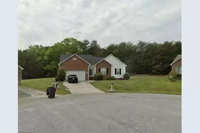 4101 Birchgarden Drive, High Point, NC 27265 - Photo 2